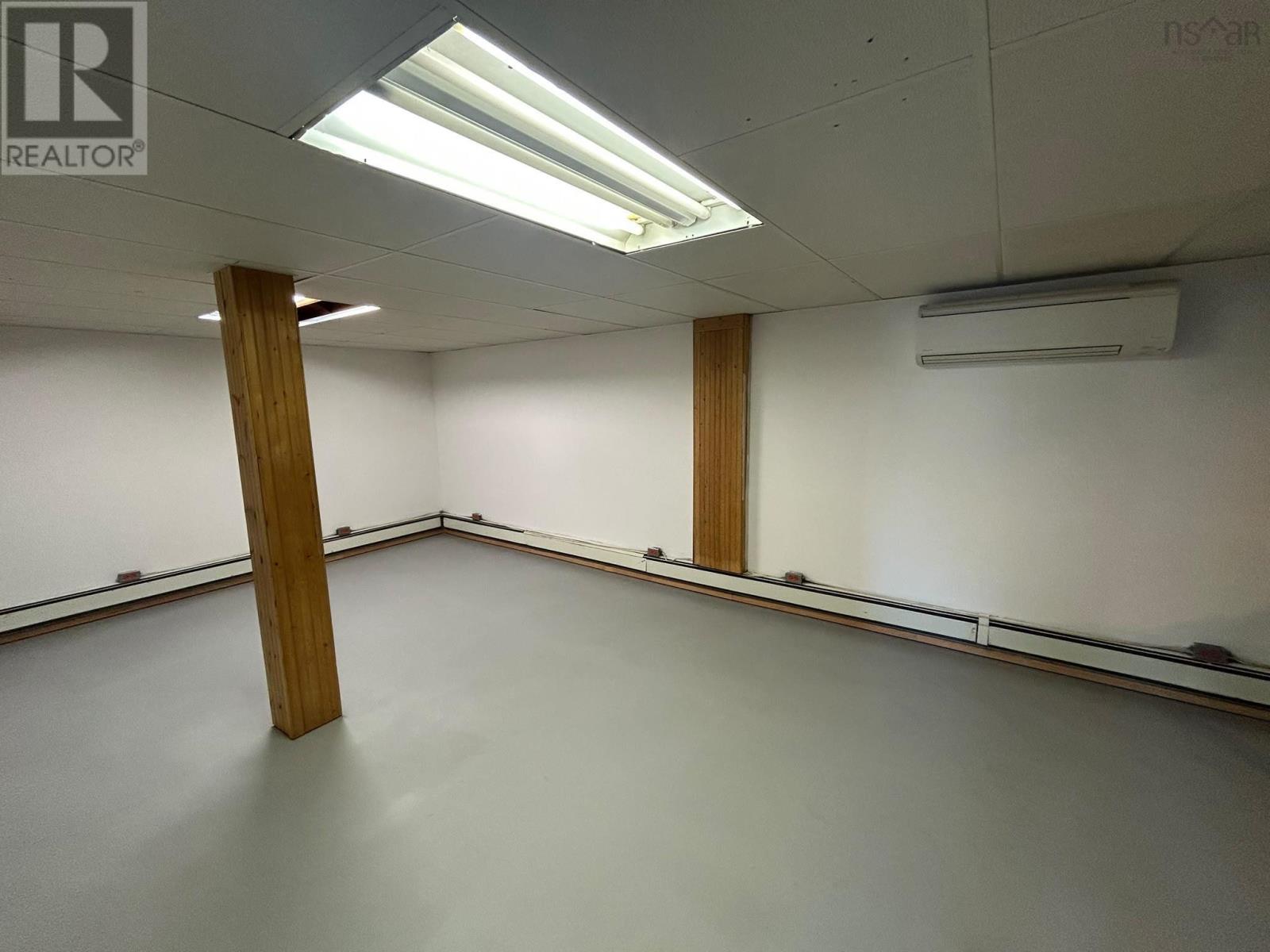 290 MacVicar Road - Image 36