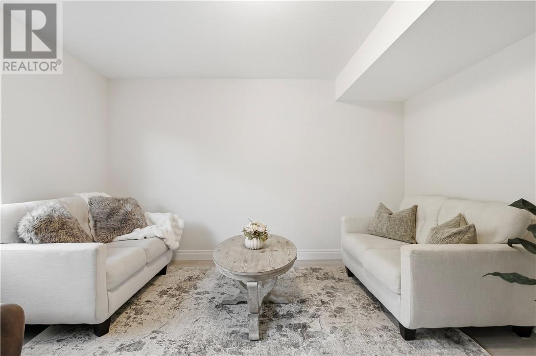 166 Eclipse Crescent - Image 14