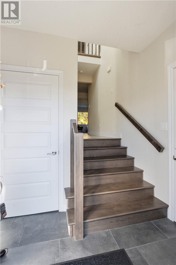 166 Eclipse Crescent - Image 4