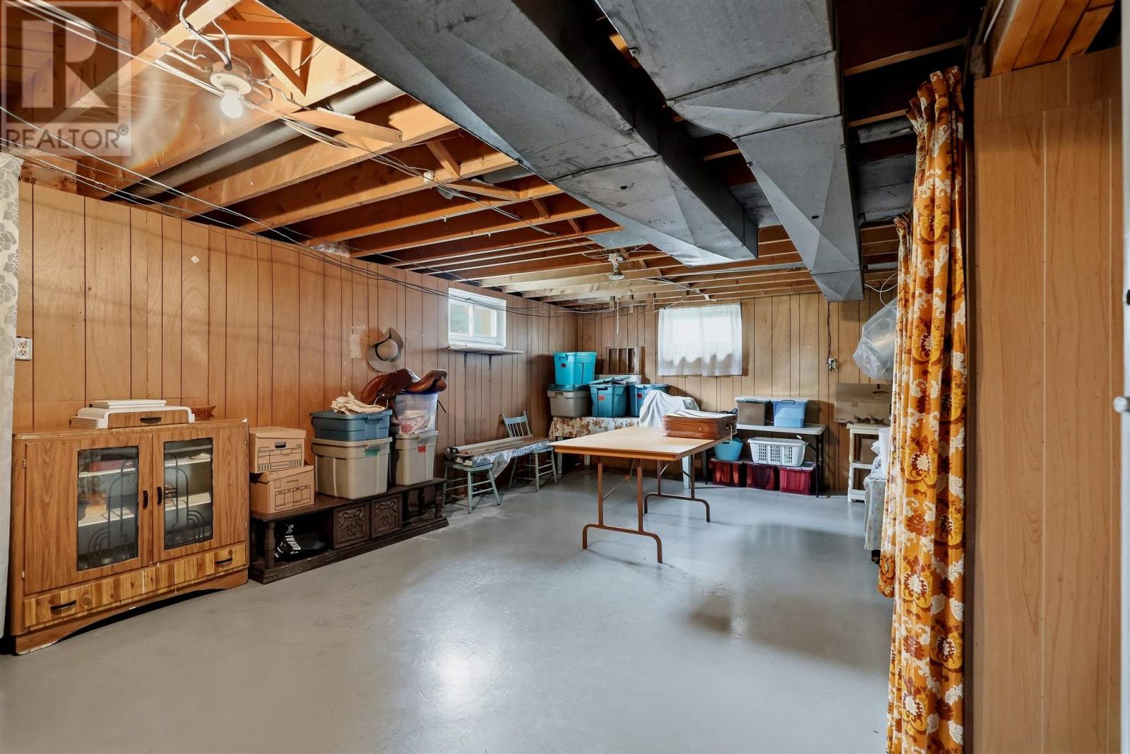 3 Dawson AVE - 25