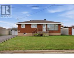3 Dawson Ave, Sault Ste  Marie, ON P6C4B2 Photo 37