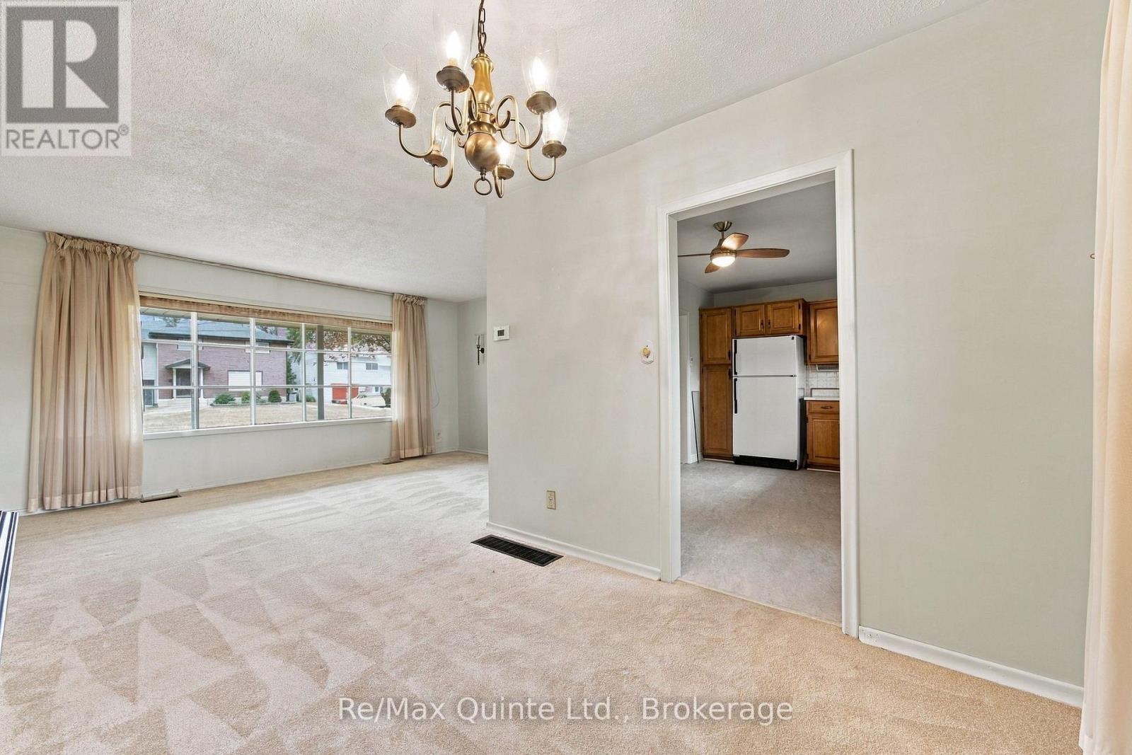 51 KELLER DRIVE - 12