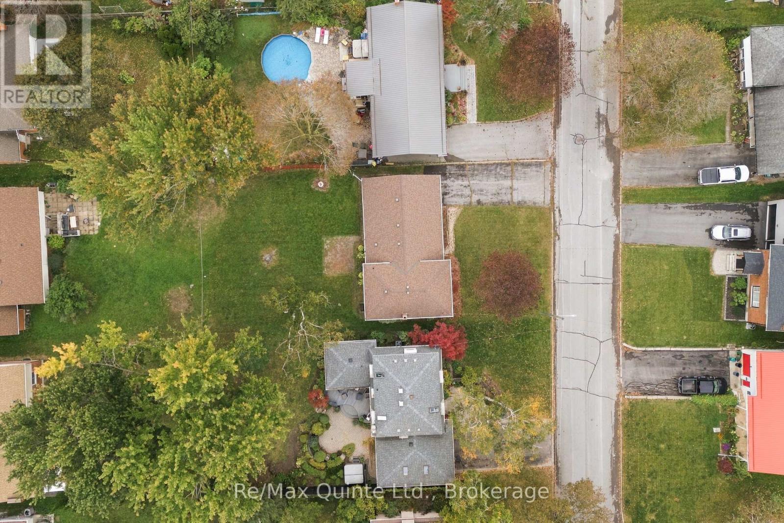 51 Keller Drive, Belleville, ON photo 35