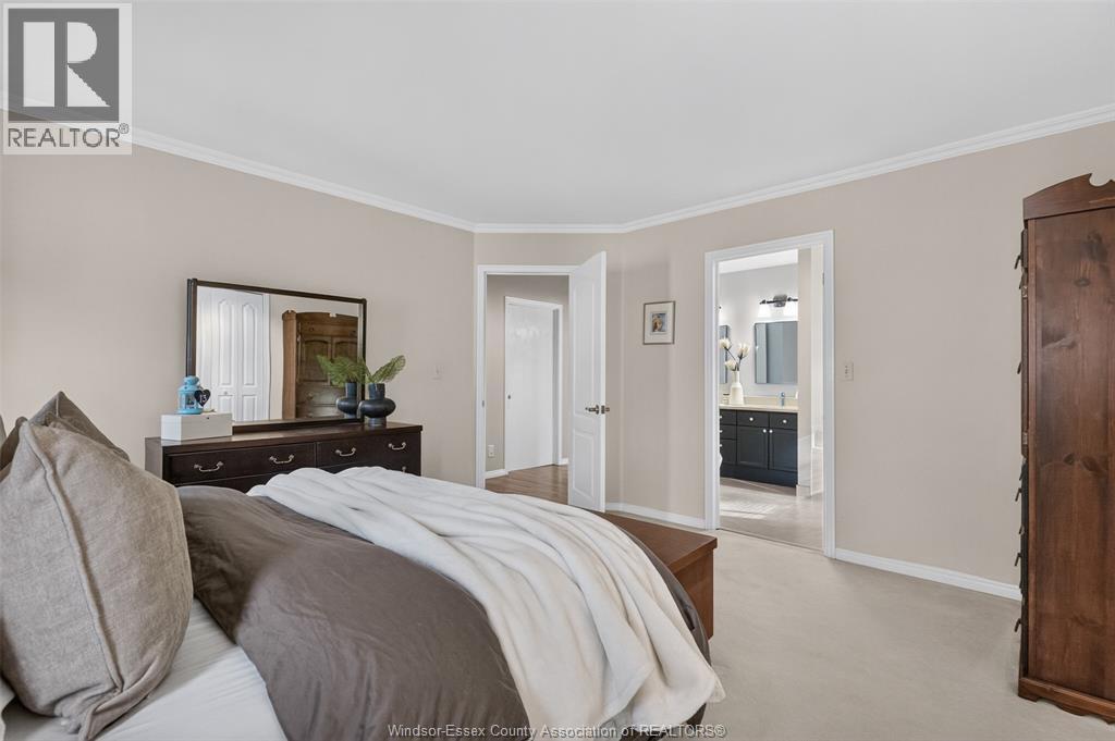2357 Docherty DRIVE - 27