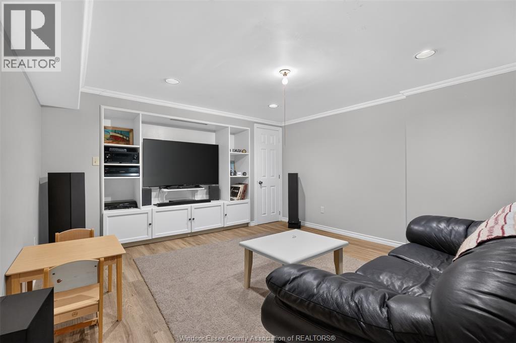 2357 Docherty DRIVE - 42