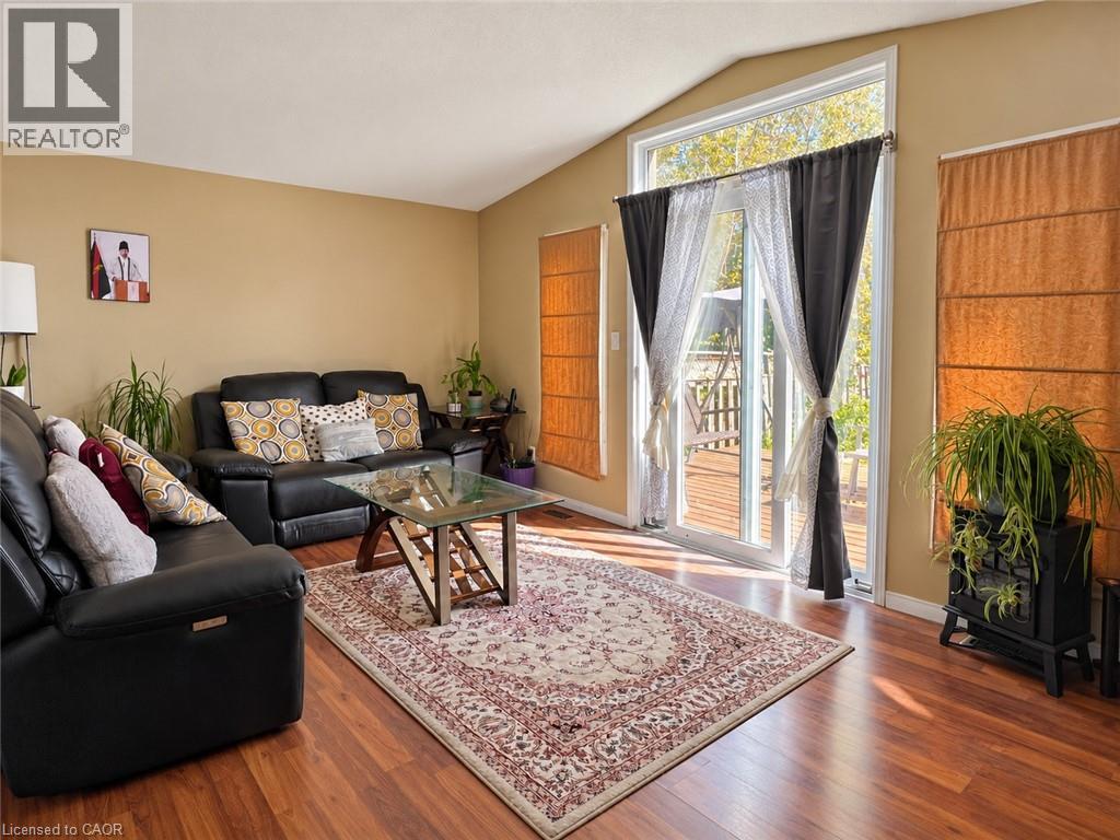 208 Activa Avenue — photo 3
