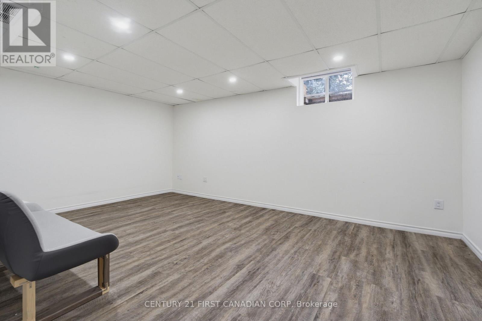 776 SILVERSMITH STREET - Image 28