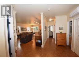 4pc Bathroom - 430 Hummingbird Avenue, Vernon, BC V1H2A1 Photo 8