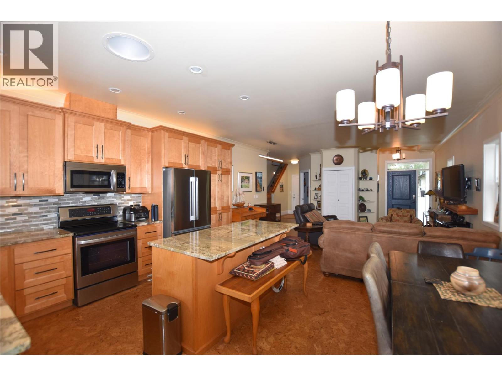 430 Hummingbird Avenue, Vernon