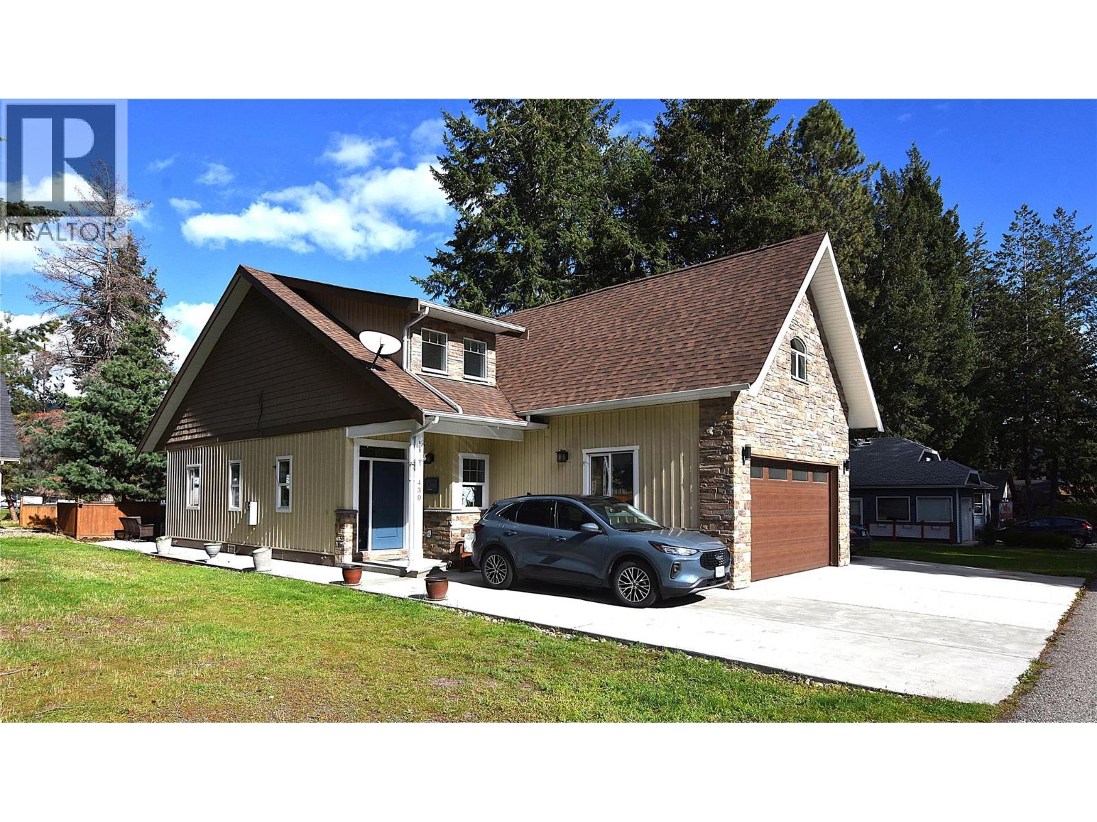 430 Hummingbird Avenue - 1