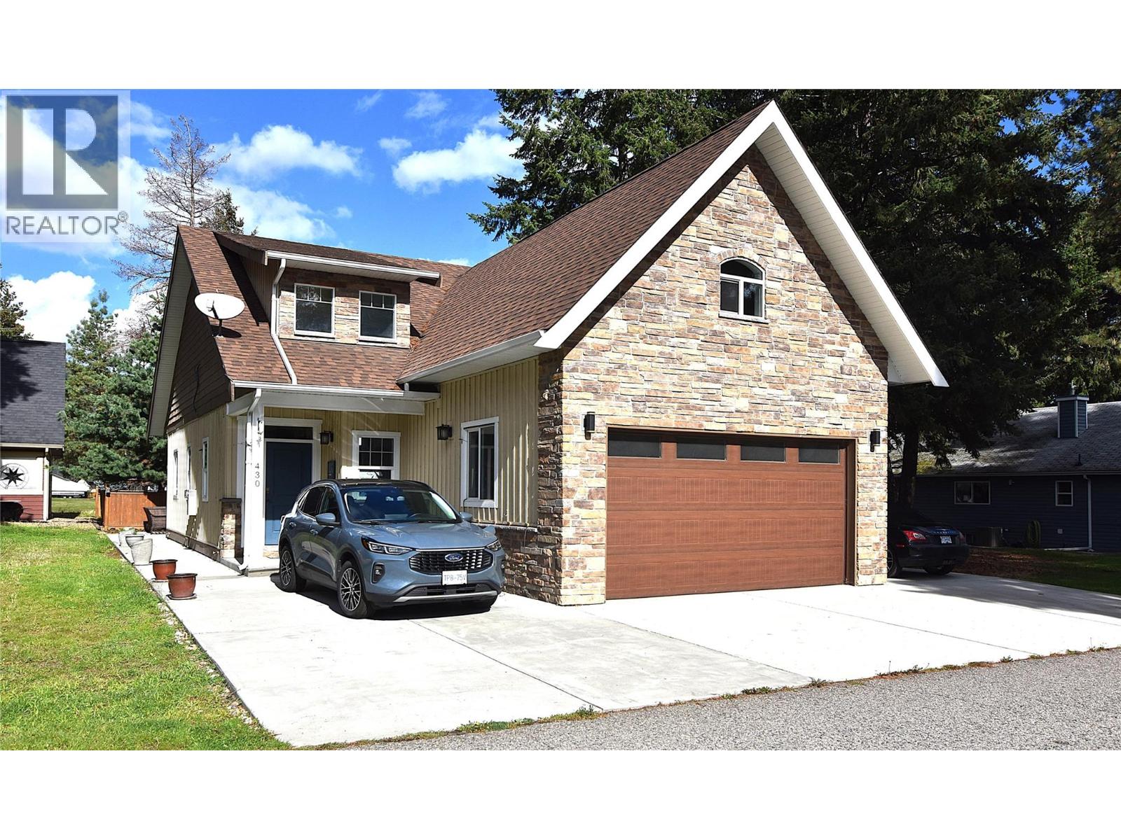 430 Hummingbird Avenue, Vernon