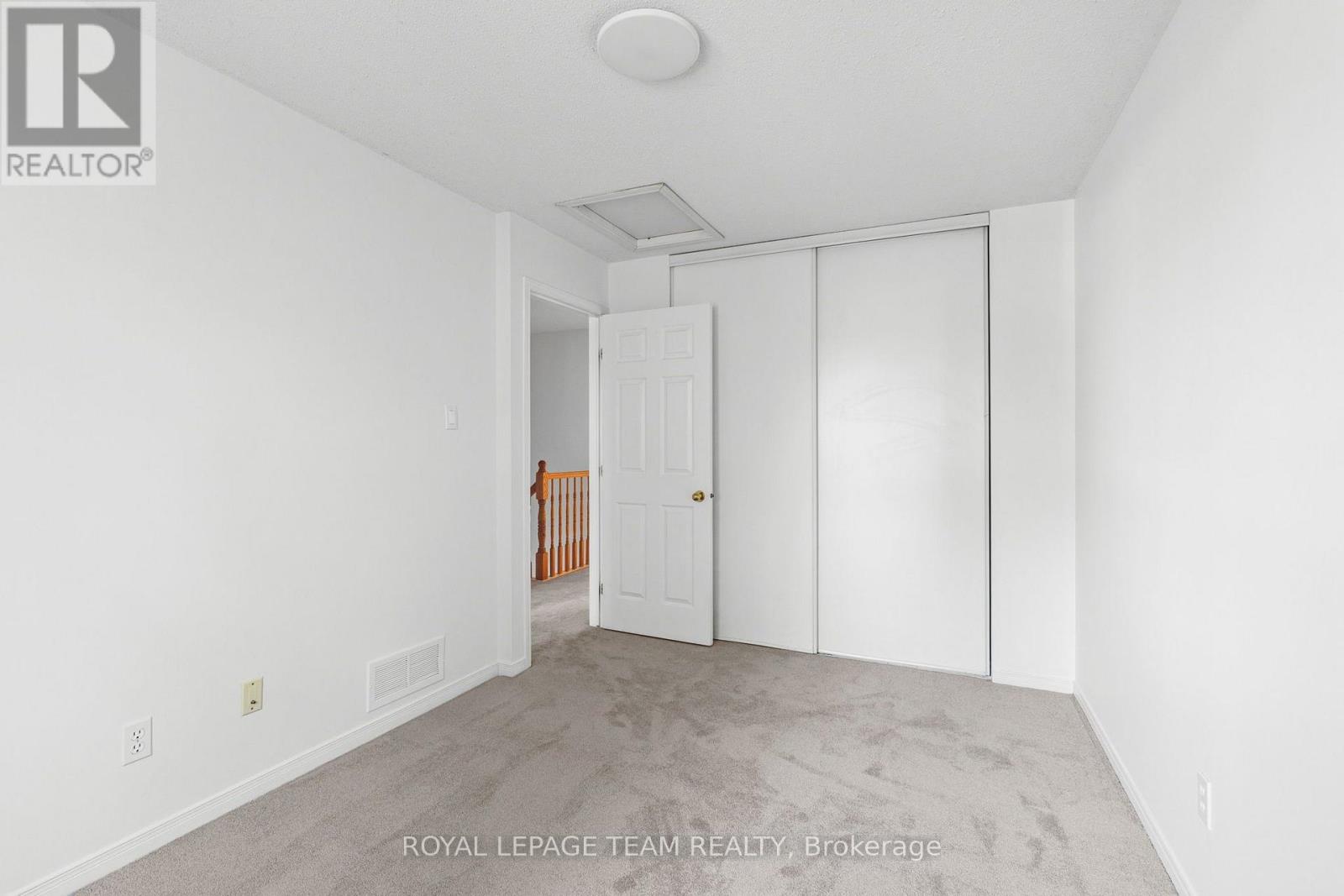 106 WOODPARK WAY - 26