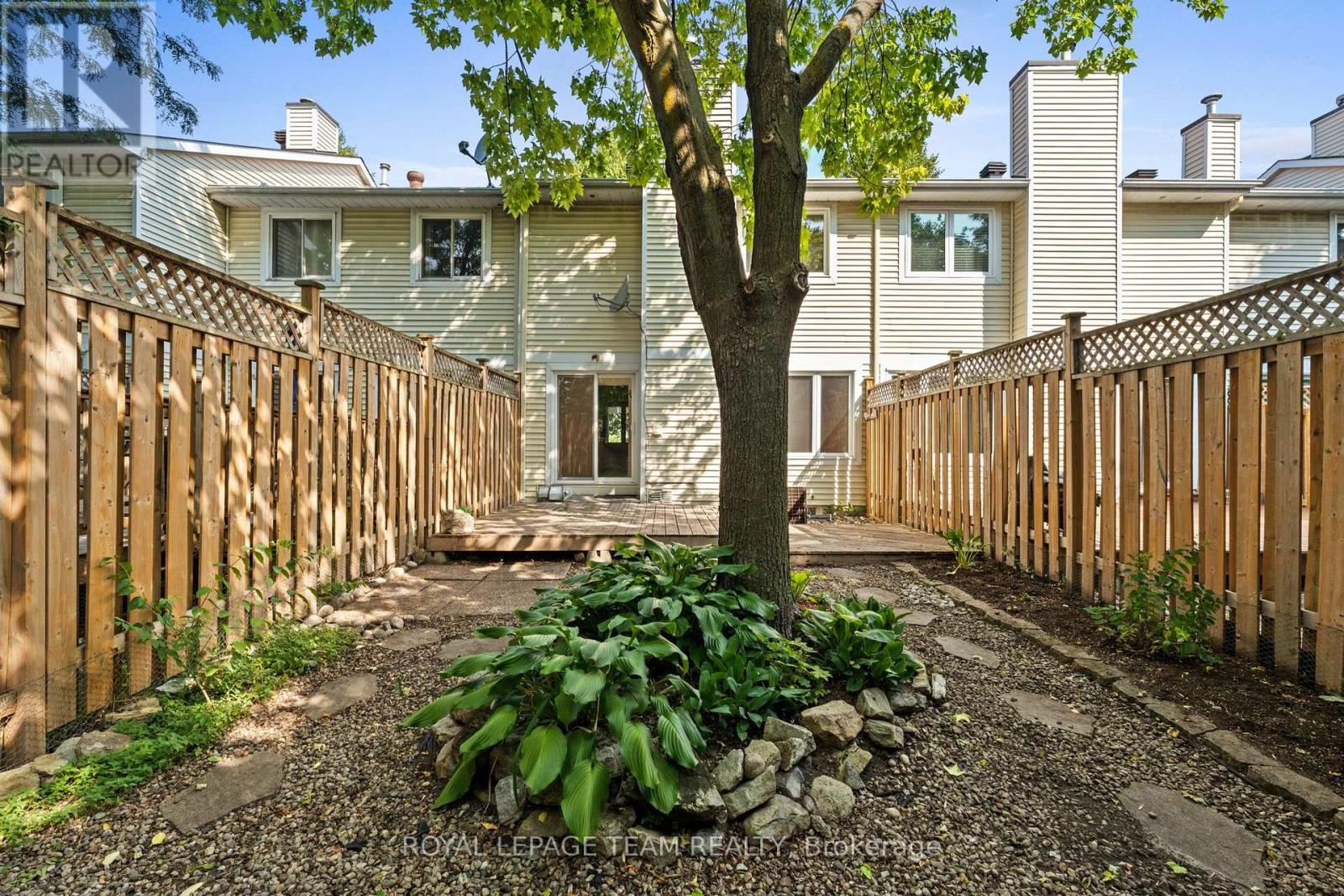 106 WOODPARK WAY - 32