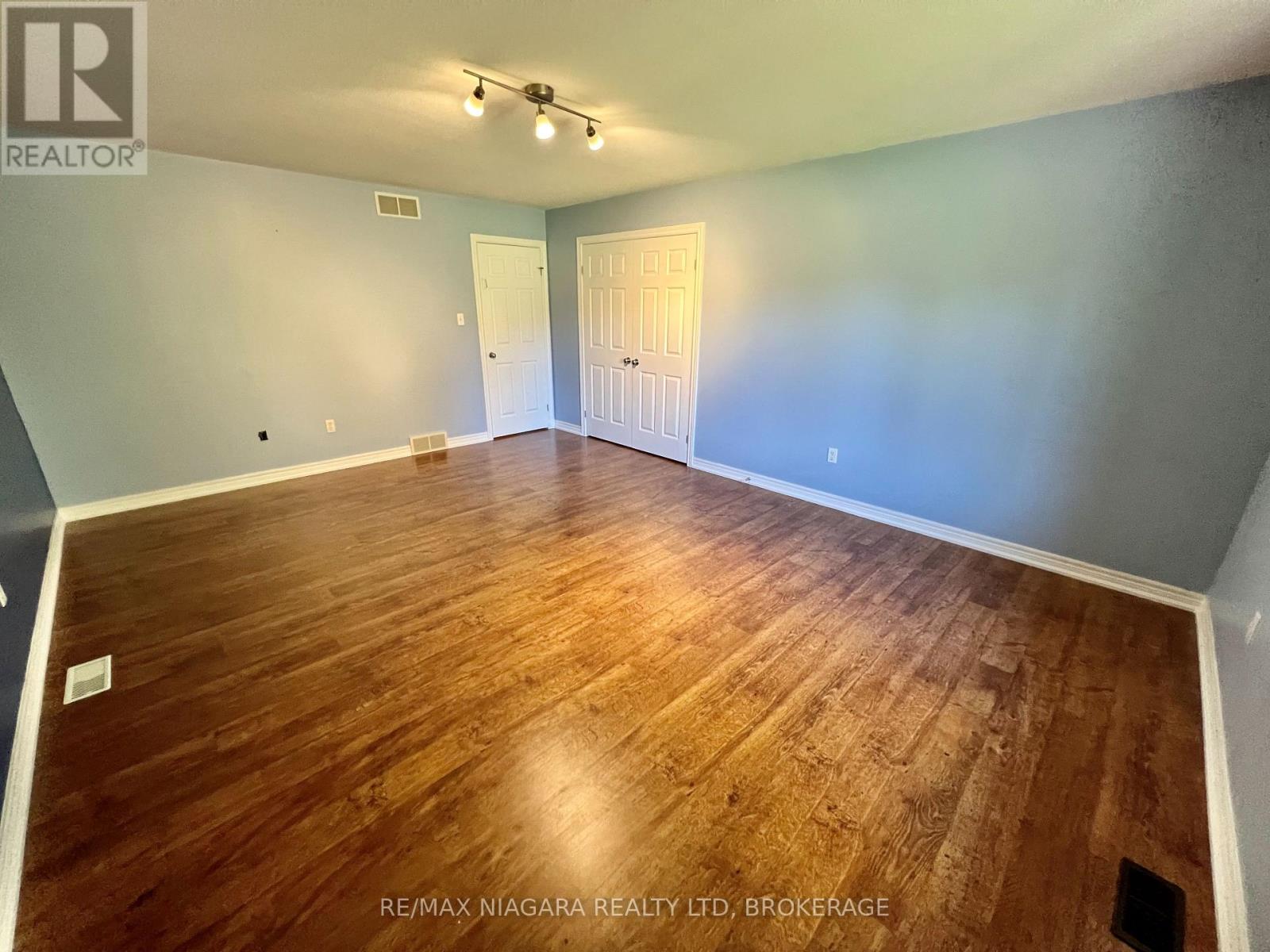 709 ROLAND ROAD - Image 37
