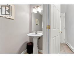 28 Harley Avenue, photo 17