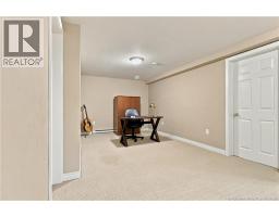 28 Harley Avenue, photo 19