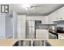 28 Harley Avenue, photo 3