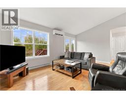 28 Harley Avenue, photo 8
