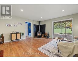 Recreational, Games room - 9614 Hwy 63, Unorganized Townships, ON P0H2A0 Photo 13