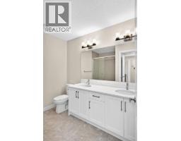 2274 Bayview Drive Sw, Airdrie, AB T4B5N6 Photo 20
