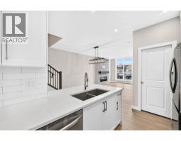 Bedroom - 2274 Bayview Drive Sw, Airdrie, AB T4B5N6 Photo 8