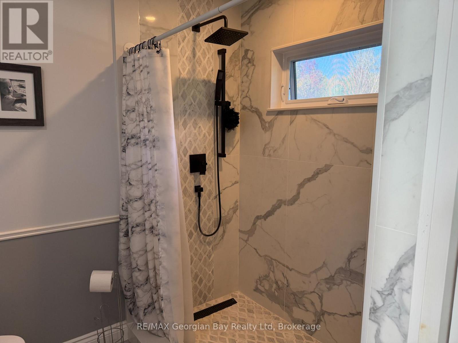 4 Moore Avenue, Tay photo 25