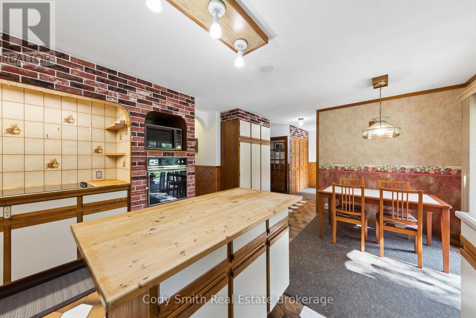 2080 SANDHILL ROAD - 18