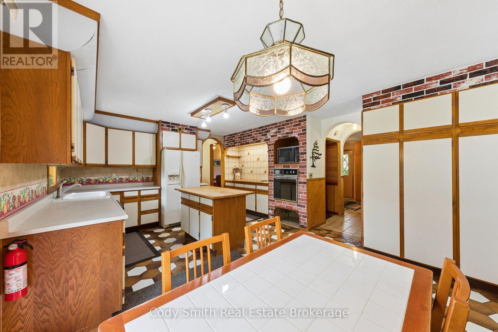 2080 SANDHILL ROAD - 19