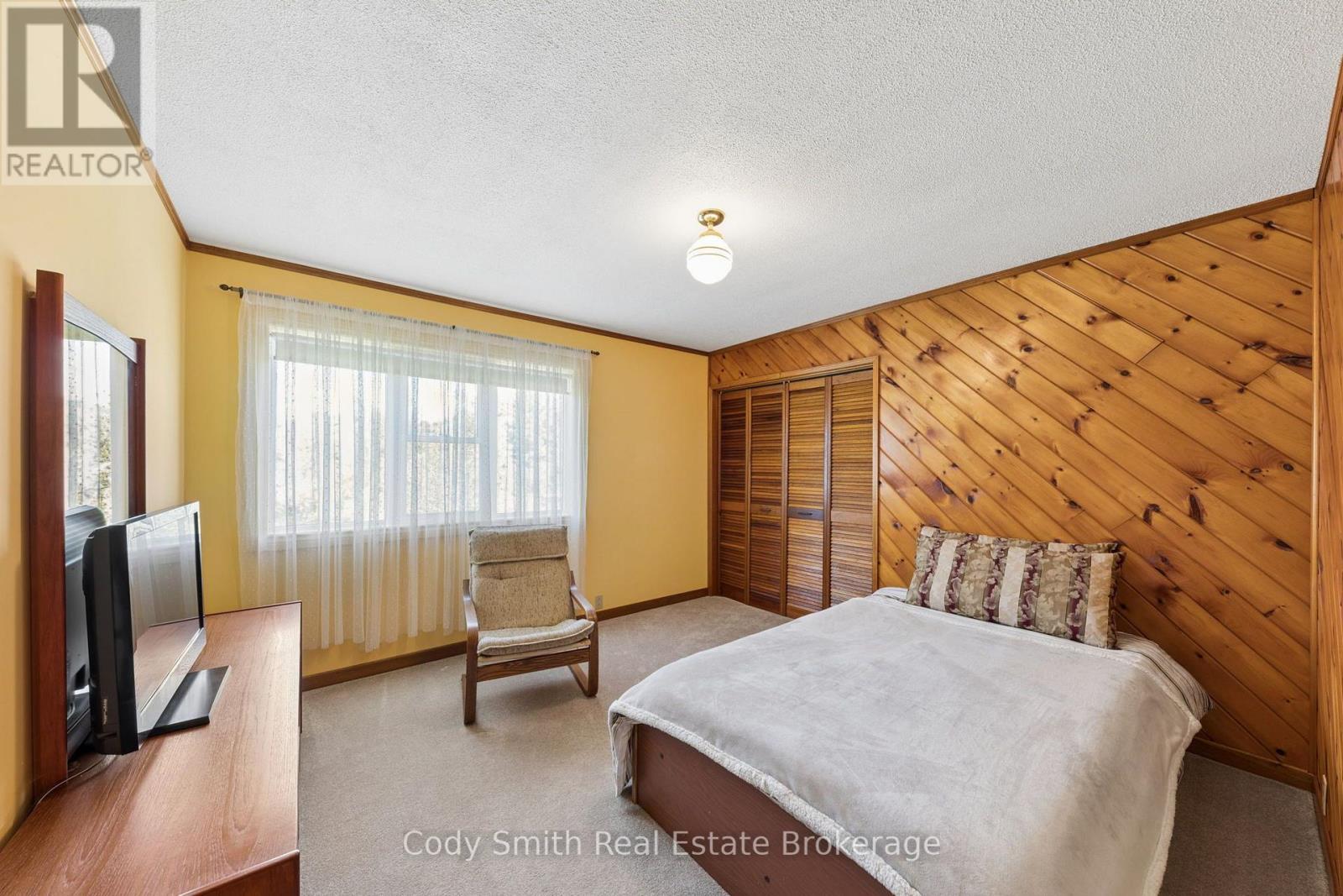 2080 SANDHILL ROAD - 32
