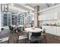 1005 - 130 Queens Quay E, Toronto, ON M5A3Y5 Photo 13