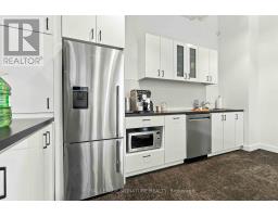 1005 - 130 Queens Quay E, Toronto, ON M5A3Y5 Photo 14