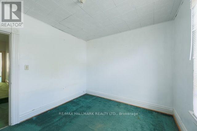 776 Gerrard Street East, Toronto, ON photo 16
