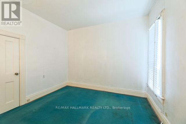 776 Gerrard Street East, Toronto, ON photo 17