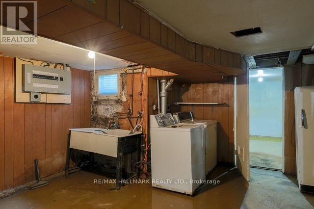 776 Gerrard Street East, Toronto, ON photo 23