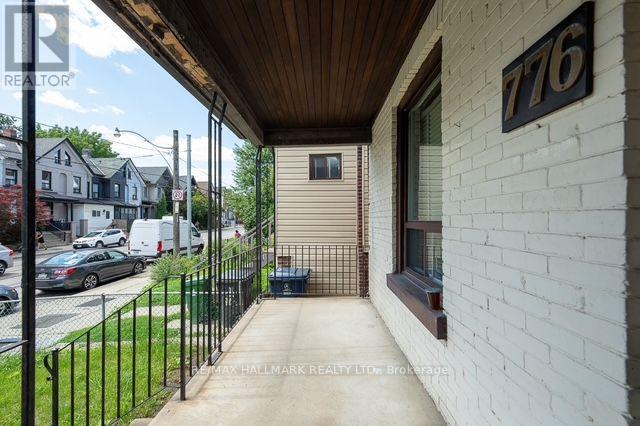 776 GERRARD STREET E - 3
