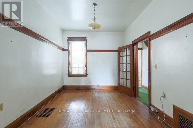 776 Gerrard Street East, Toronto, ON photo 9