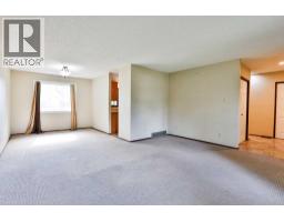 Bedroom - 6 Temple Boulevard W, Lethbridge, AB T1K4T5 Photo 10