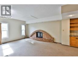 Living room - 6 Temple Boulevard W, Lethbridge, AB T1K4T5 Photo 6