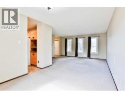 6 Temple Boulevard W - photo 5