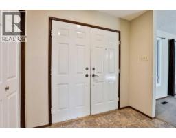 4pc Bathroom - 6 Temple Boulevard W, Lethbridge, AB T1K4T5 Photo 8