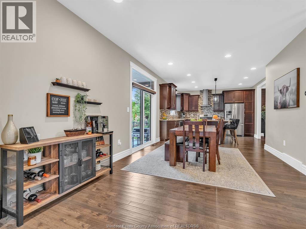 1255 MAPLE - 11