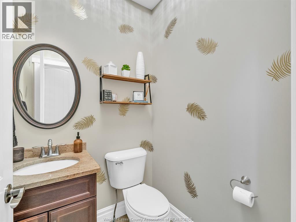 1255 MAPLE - Image 16