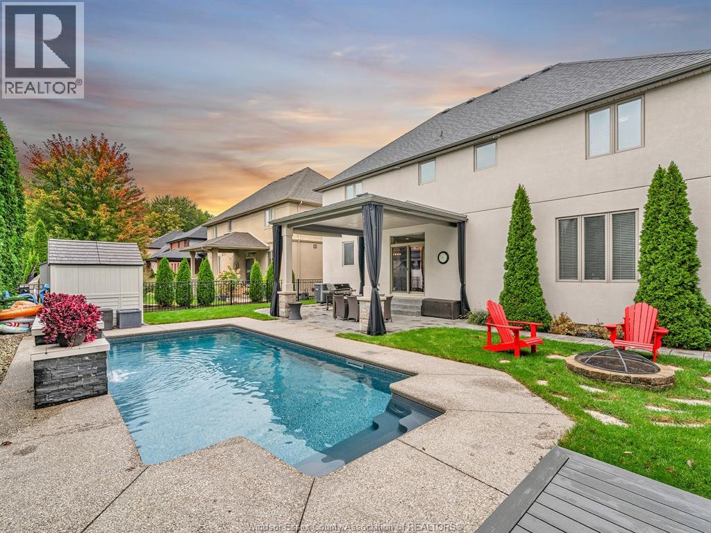 1255 MAPLE - 39