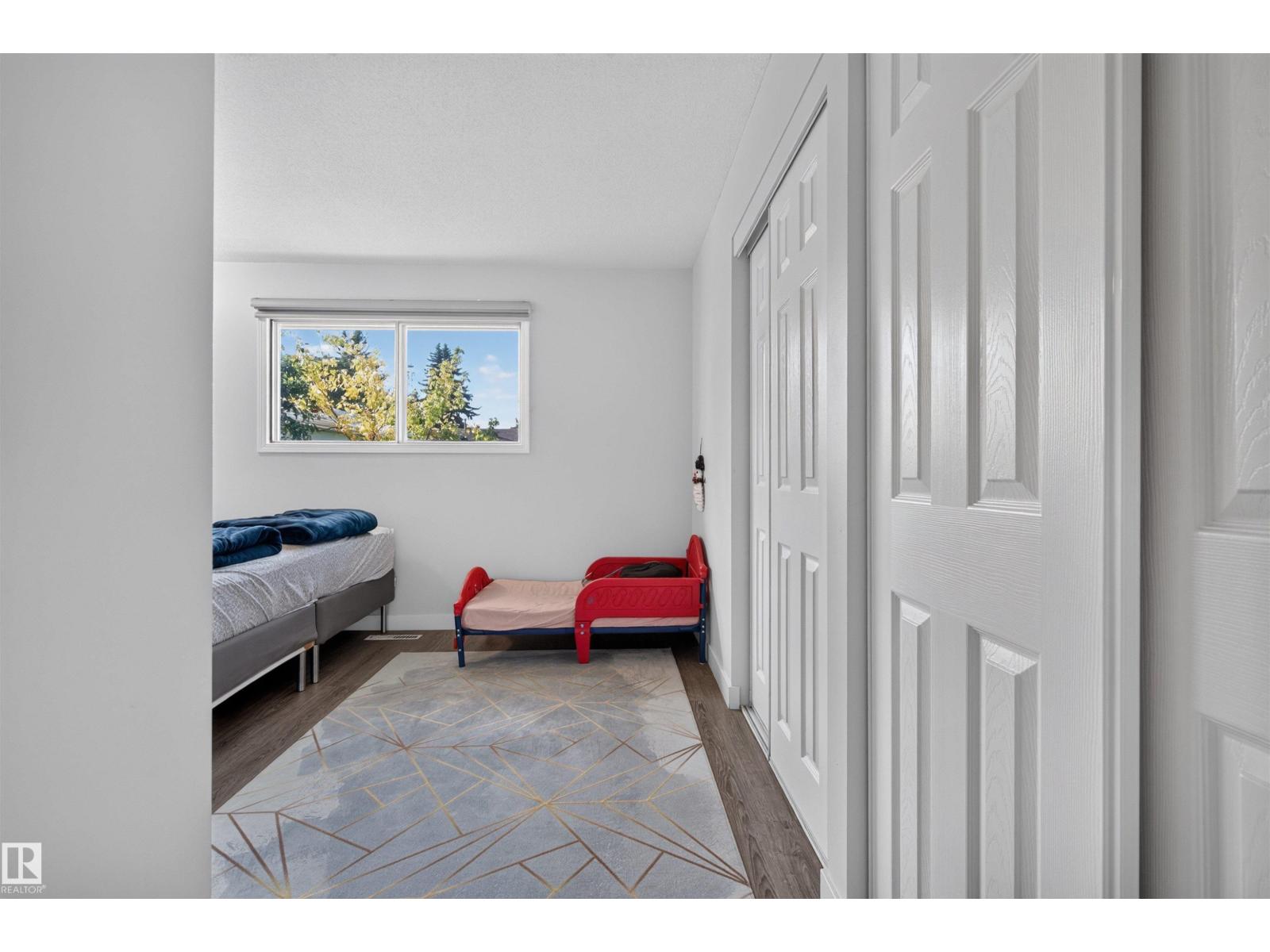 15104 74 ST NW - Image 11