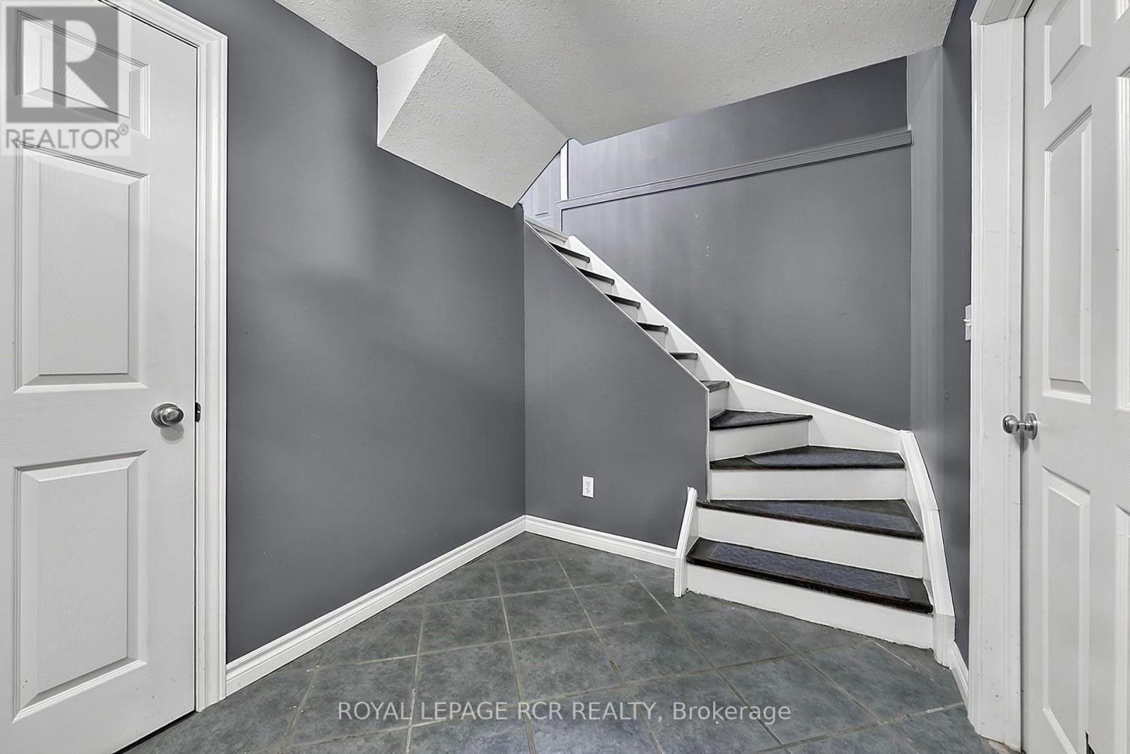 11 Fisher Drive, Adjala-Tosorontio photo 23