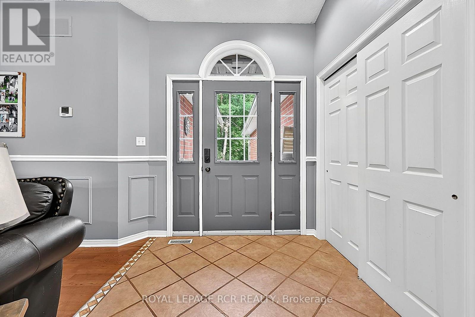 11 Fisher Drive, Adjala-Tosorontio photo 4