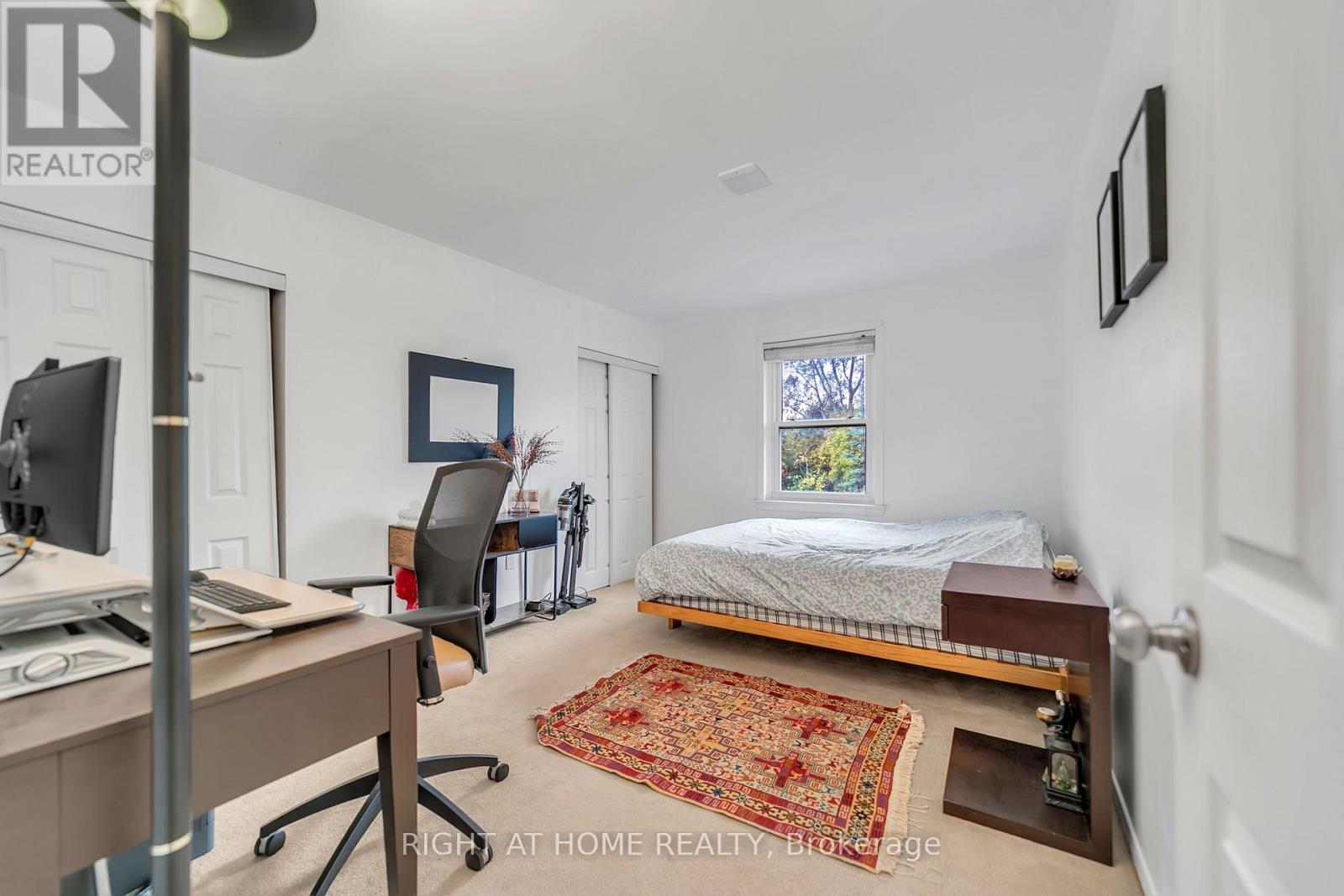 Photo 30 of 22 Hamilton Drive, Newmarket (Huron Heights-Leslie Valley)