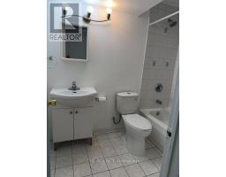 Bsmt - 584 Doubletree Lane, Newmarket, ON L3X2K6 Photo 12