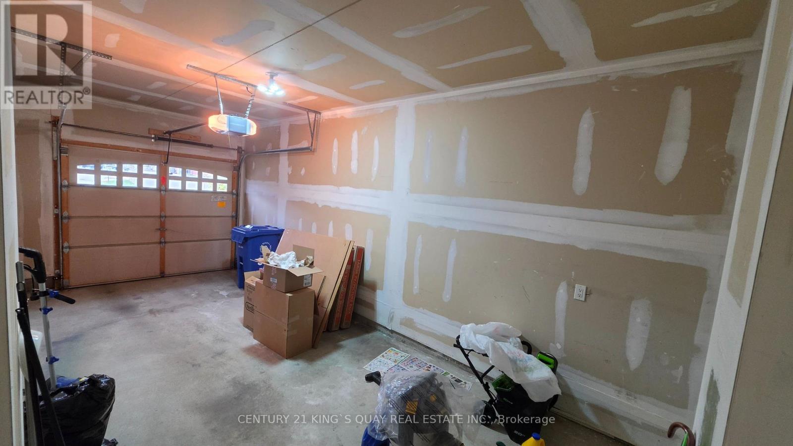 Photo 31 of 360 William Graham Drive, Aurora