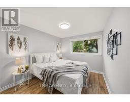 32 - 1 Wootten Way S, Markham, ON L3P3H7 Photo 17